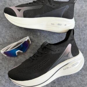 : Mizuno Neo Vista 2